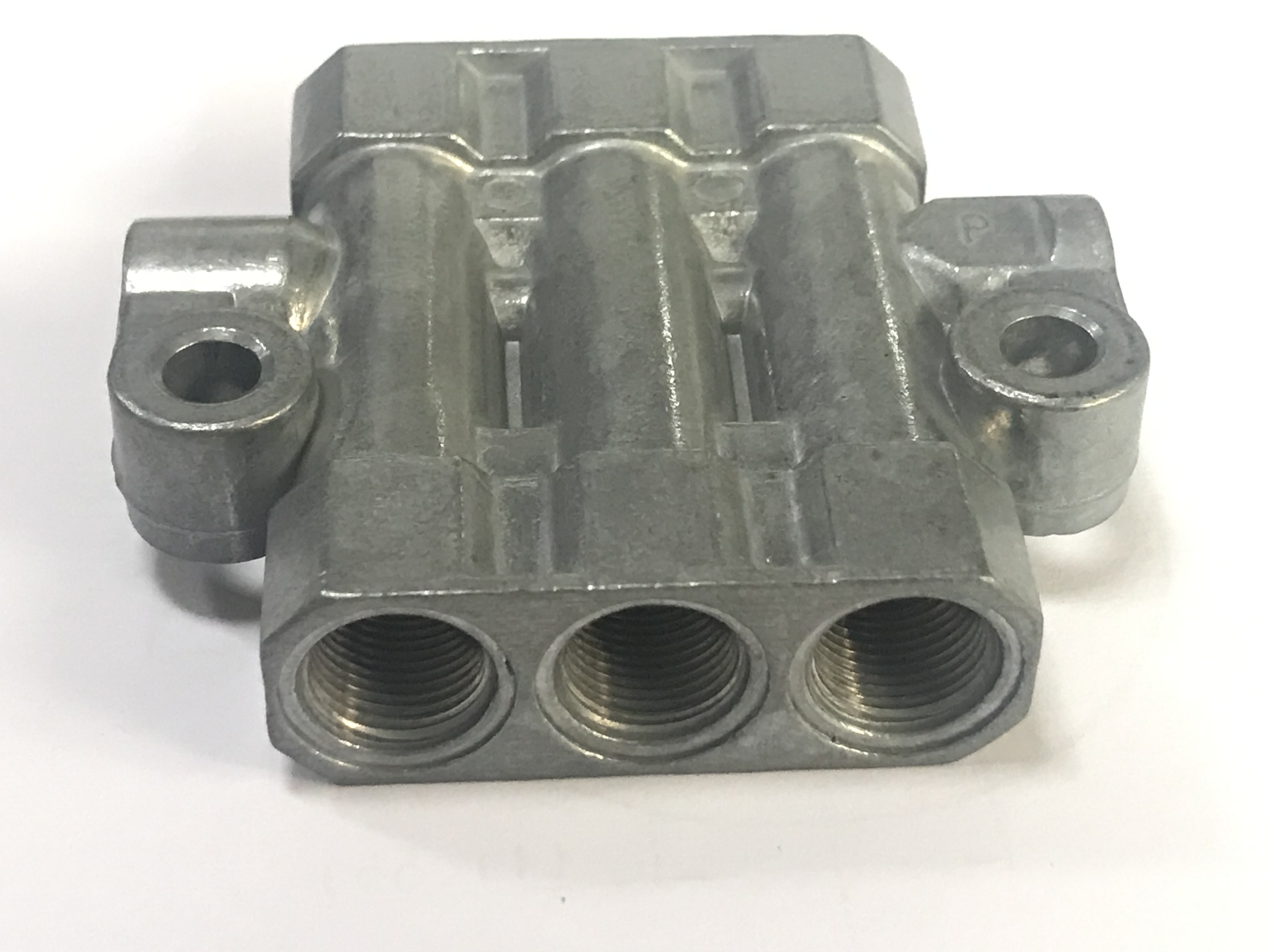 散熱器及熱導體